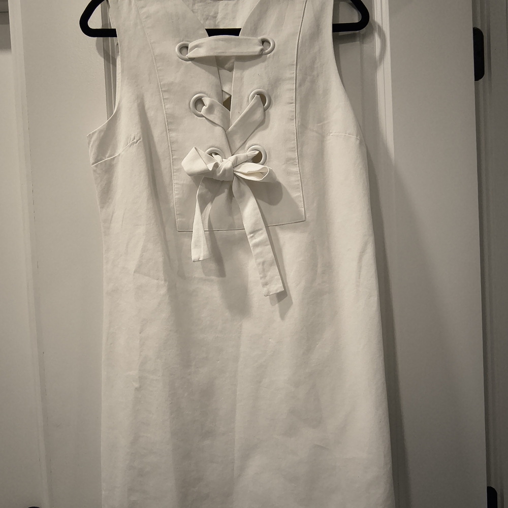 Chic White Lace-Up Mini Dress